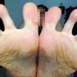 Latina Feet - Porn Photos & Videos - EroMe