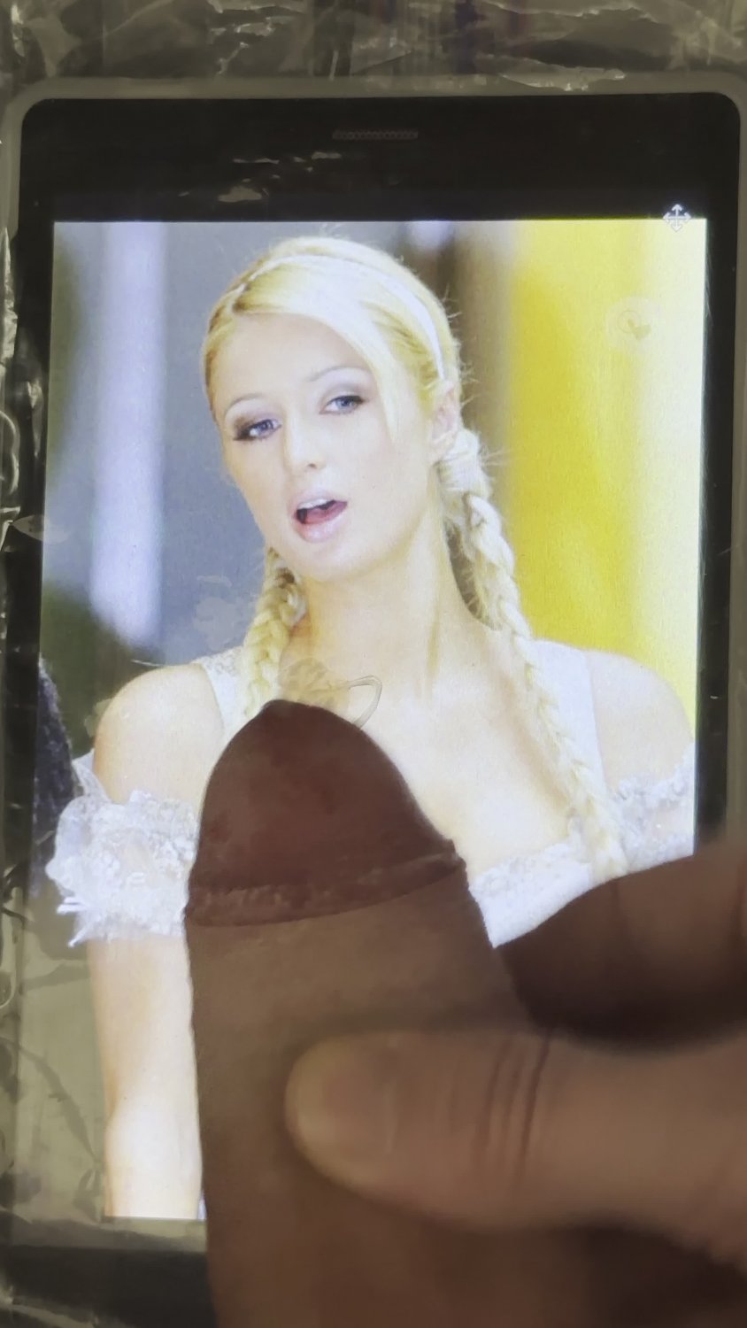 Paris Hilton cum tribute - Porn Videos & Photos - EroMe