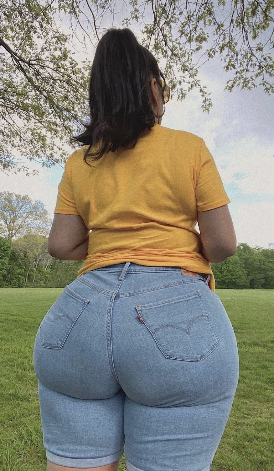 Big Ass Perfect Jeans Cum - Porn Videos & Photos - EroMe