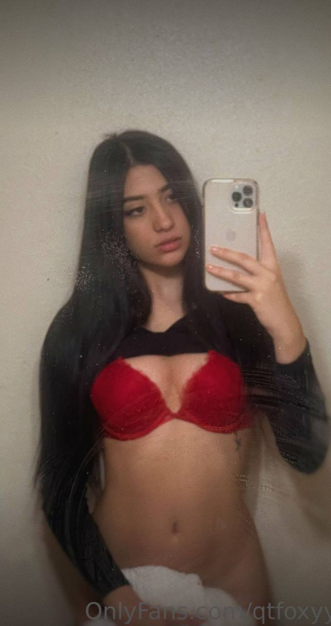 La gamer Foxxy de puerto rico π΅π· quien tiene videos de esta ricura ??? #pPO1z8MQ