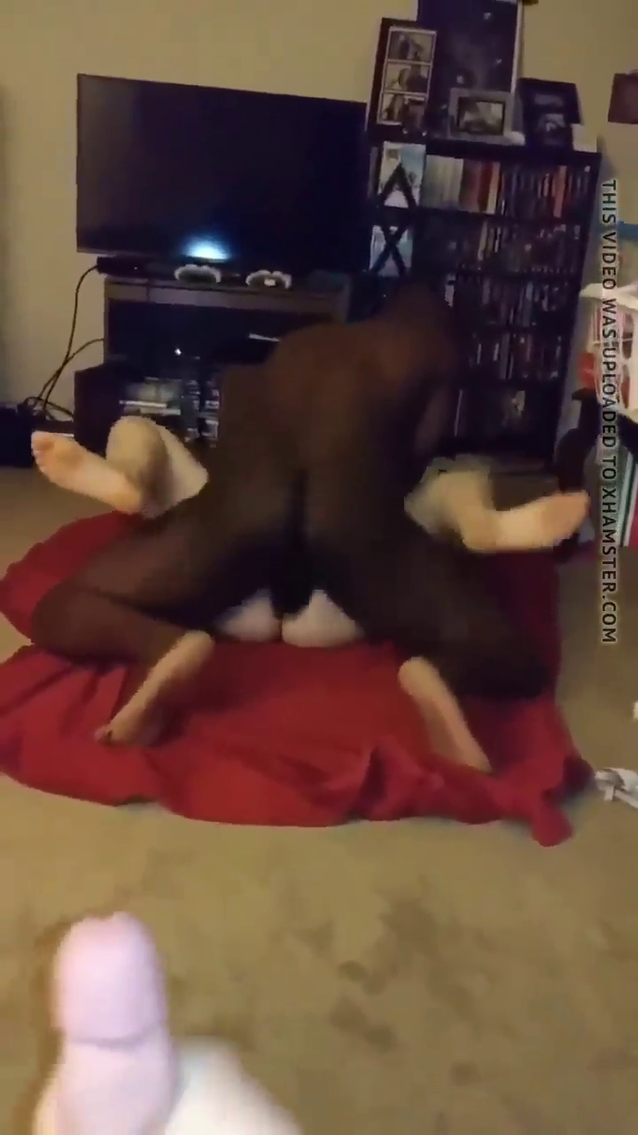 White Teen Slut Fucked While Homie watches And BF is away Leaked on Snapchat ! #p9ediRz1