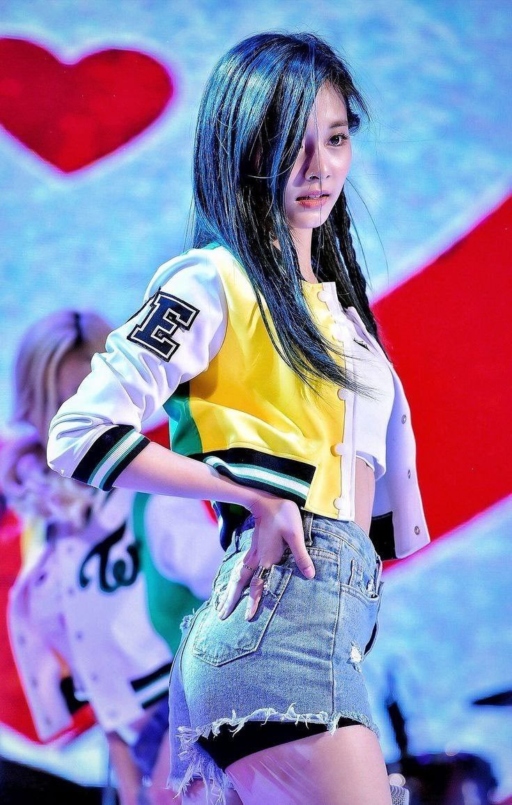 Tzuyu (Twice) Pictures 13 #W1kpRb4Z